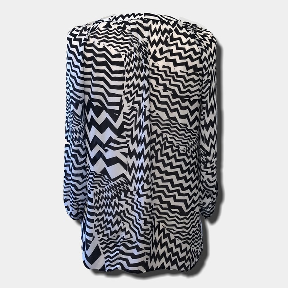 Banana Republic Peasant Top - Picture 2 of 6